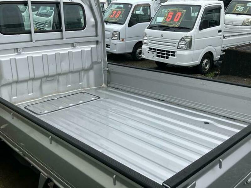 CLIPPER TRUCK