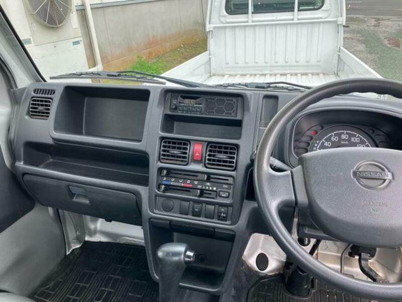 CLIPPER TRUCK