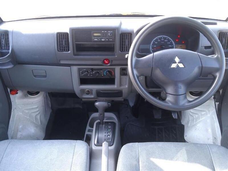 MINICAB VAN
