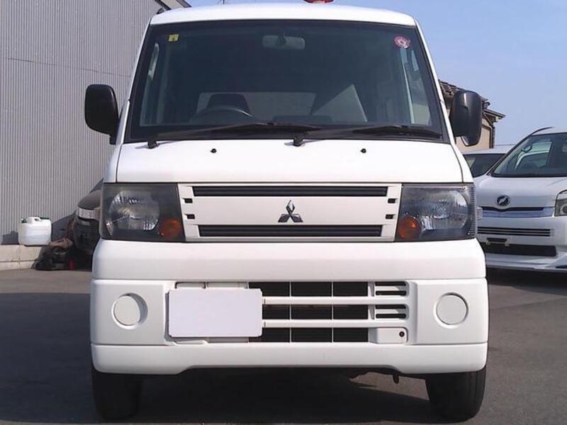 MINICAB VAN