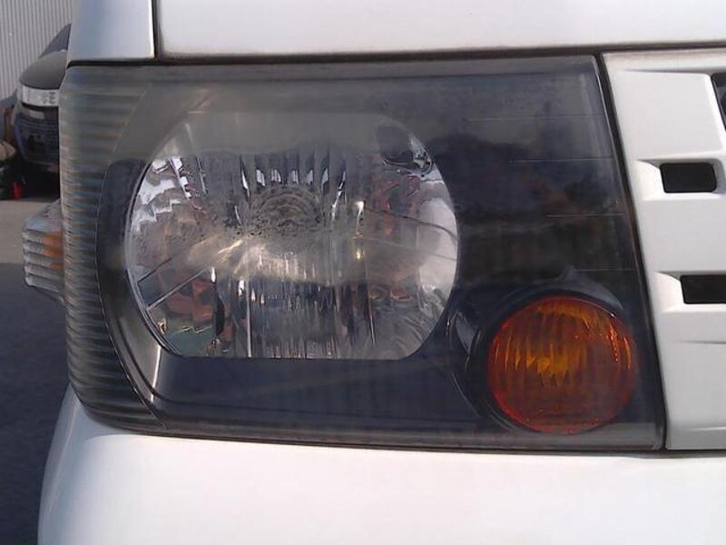 MINICAB VAN