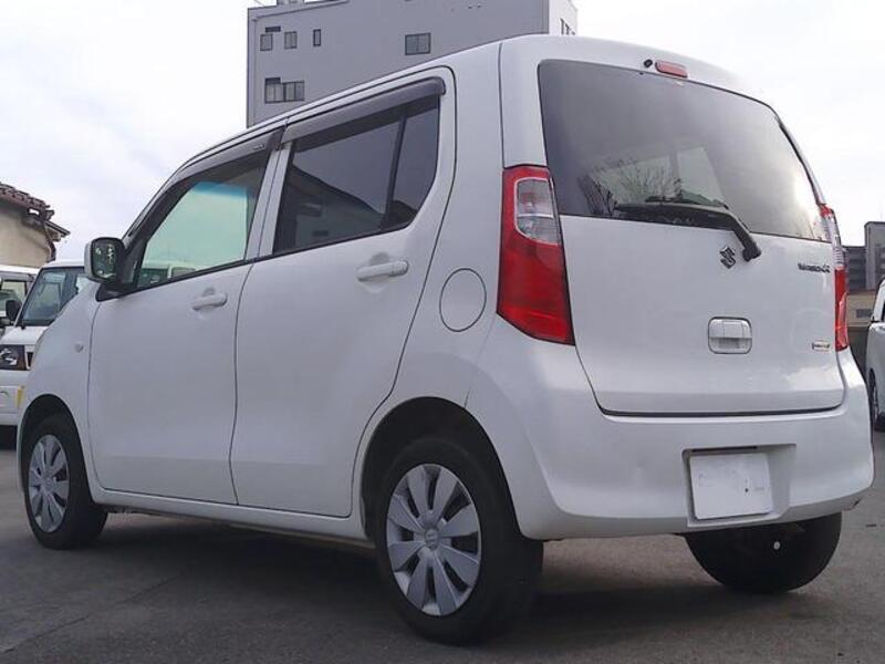 WAGON R