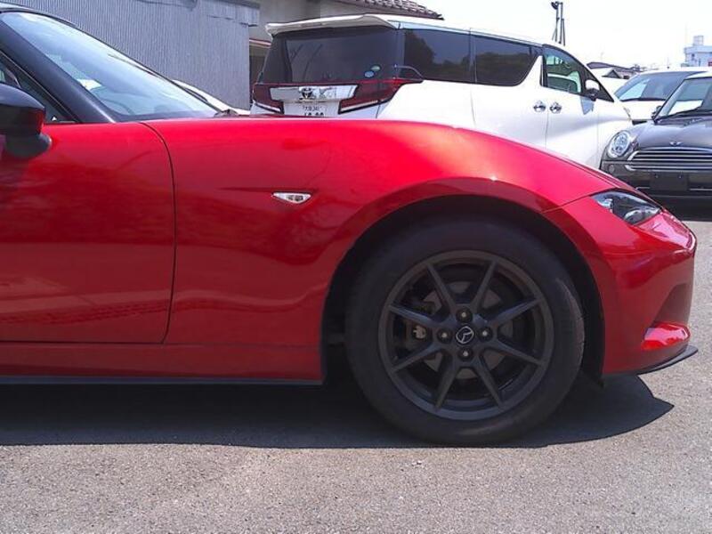 ROADSTER