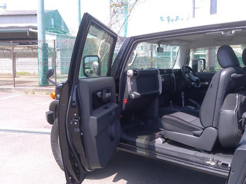 FJ CRUISER