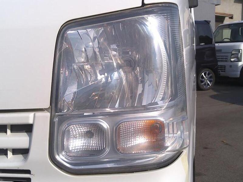 MINICAB VAN