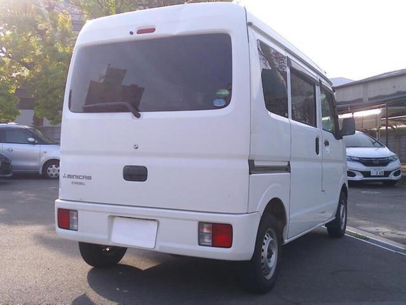MINICAB VAN