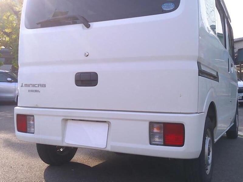 MINICAB VAN