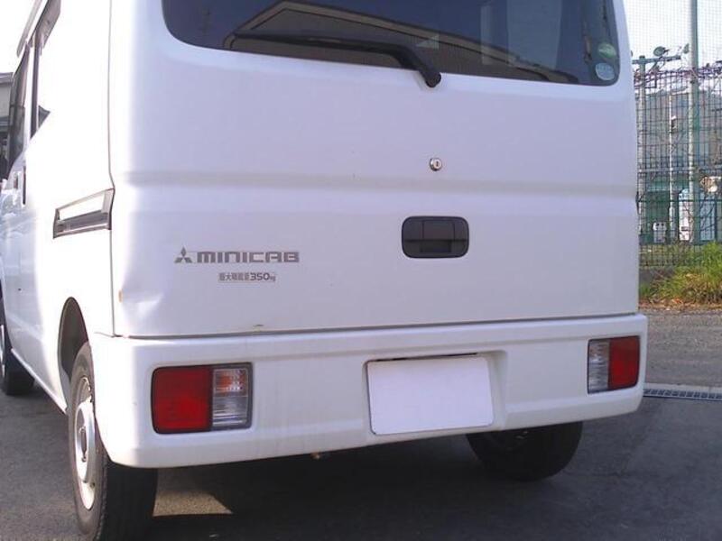 MINICAB VAN