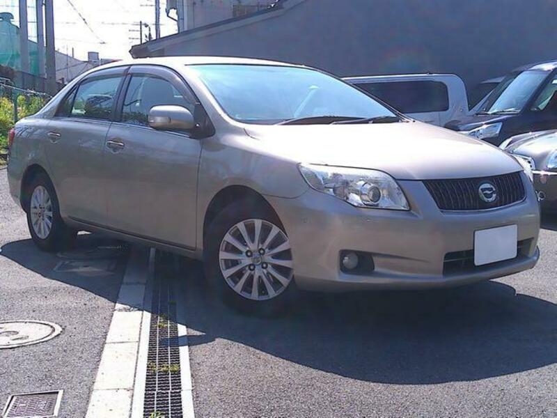 COROLLA AXIO
