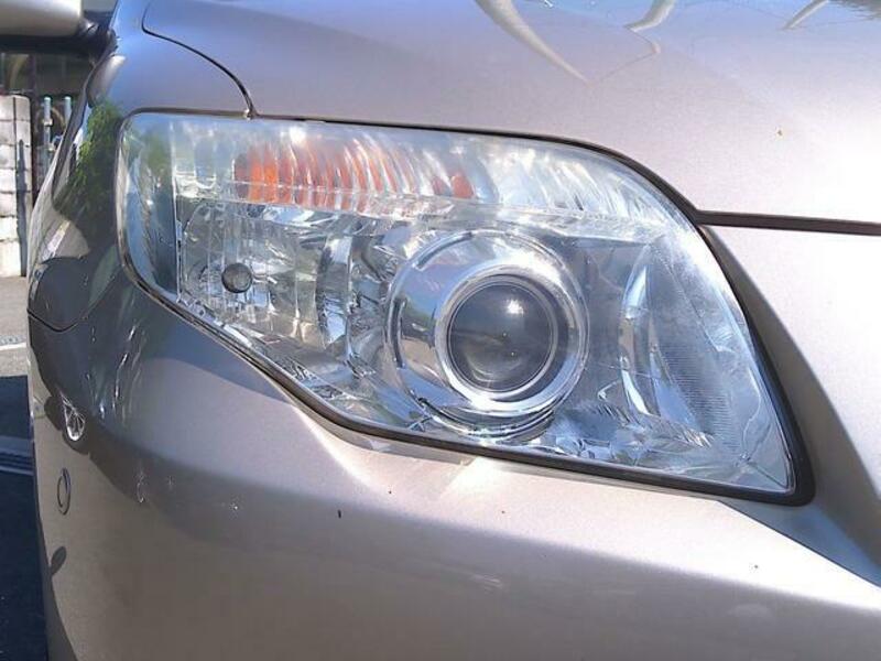 COROLLA AXIO