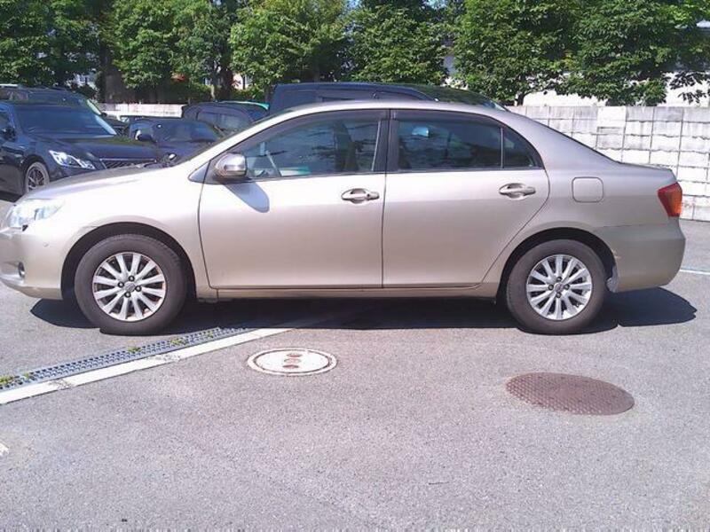 COROLLA AXIO