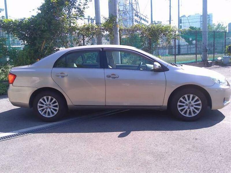 COROLLA AXIO
