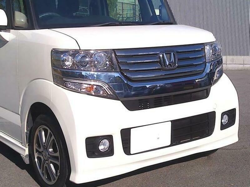 N BOX CUSTOM