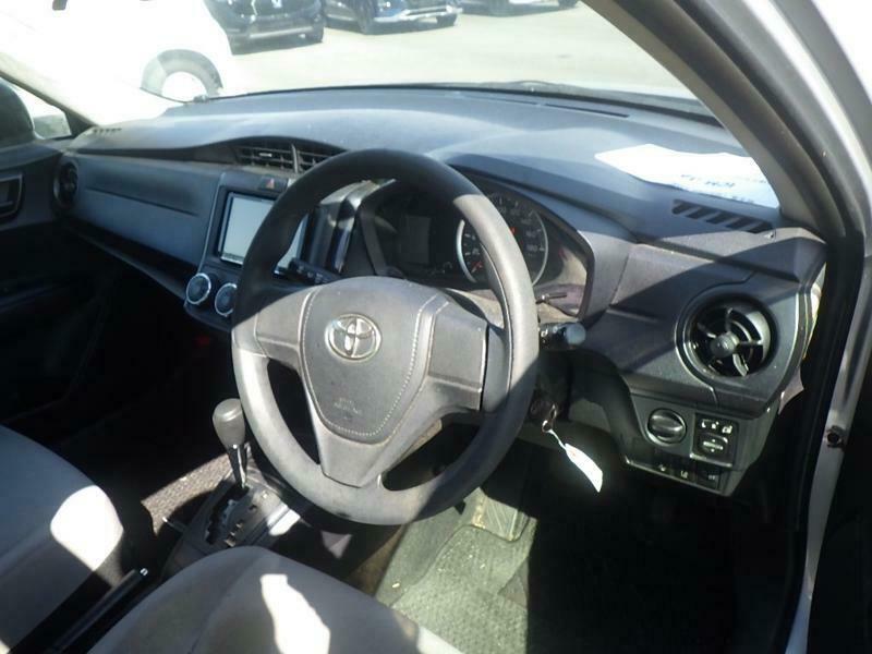 COROLLA AXIO