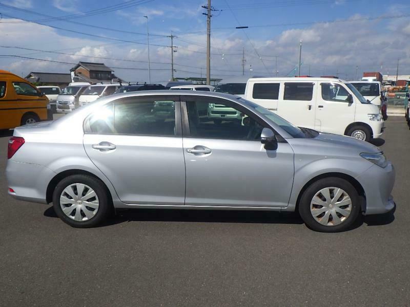COROLLA AXIO