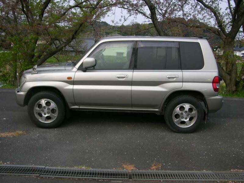 PAJERO IO