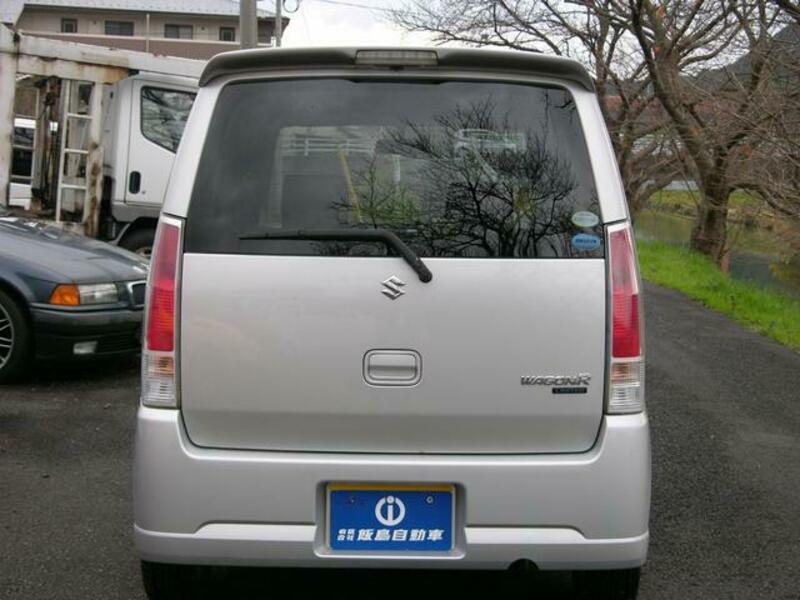 WAGON R