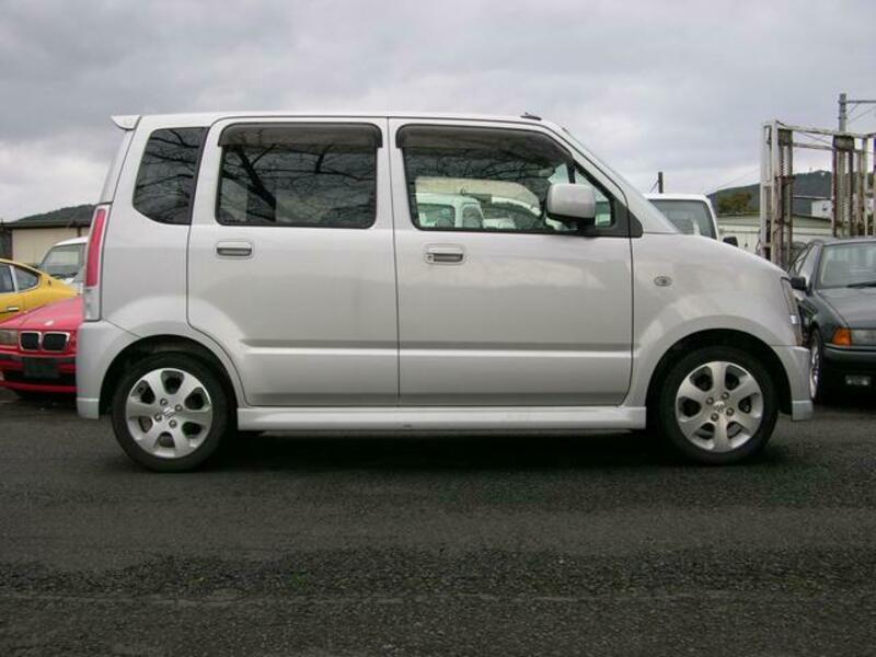 WAGON R