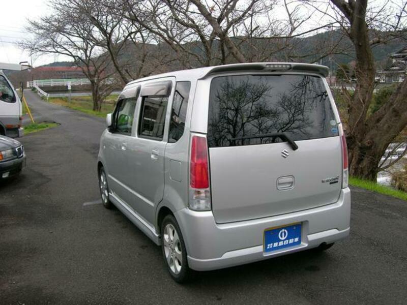 WAGON R
