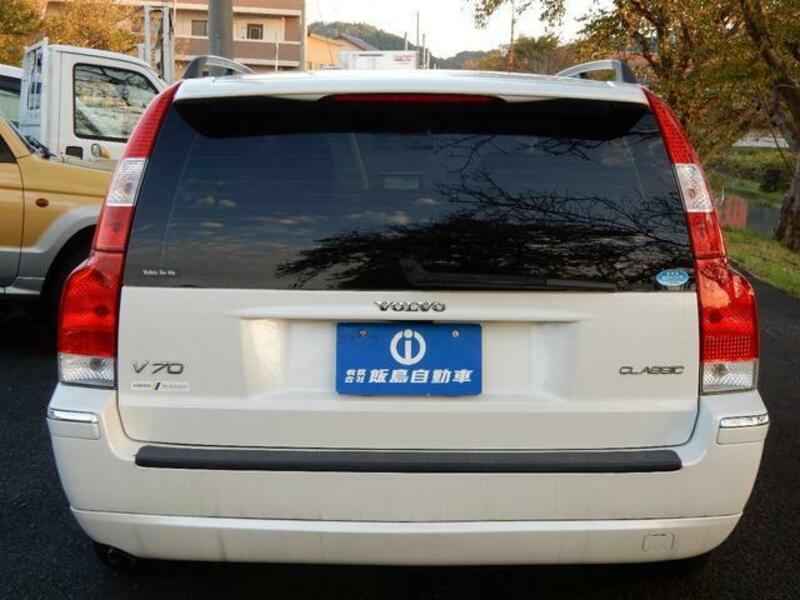V70