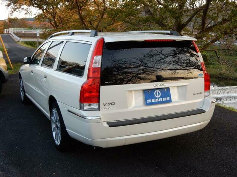 V70