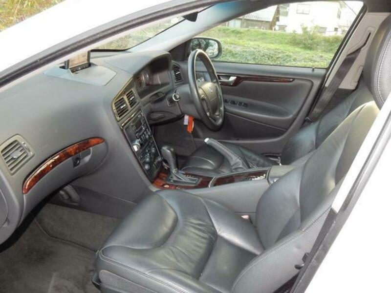 V70