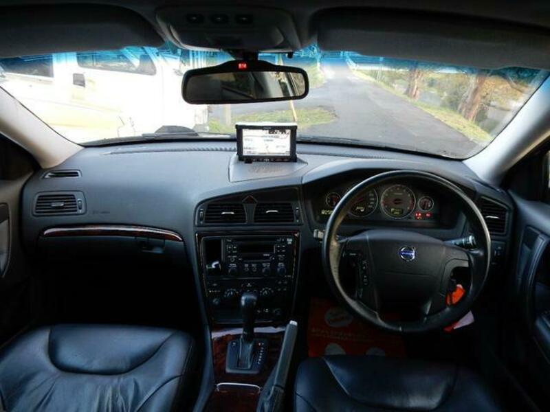 V70