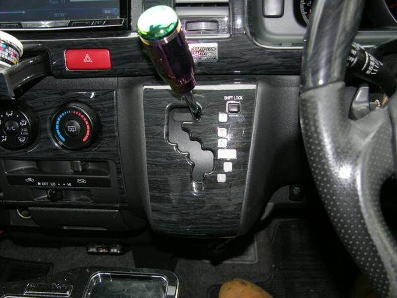 HIACE WAGON