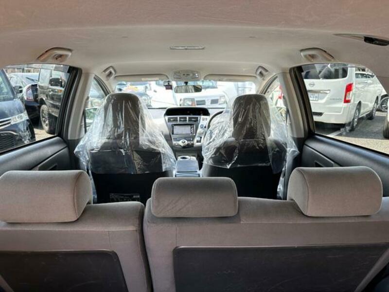 PRIUS ALPHA