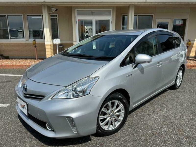 PRIUS ALPHA
