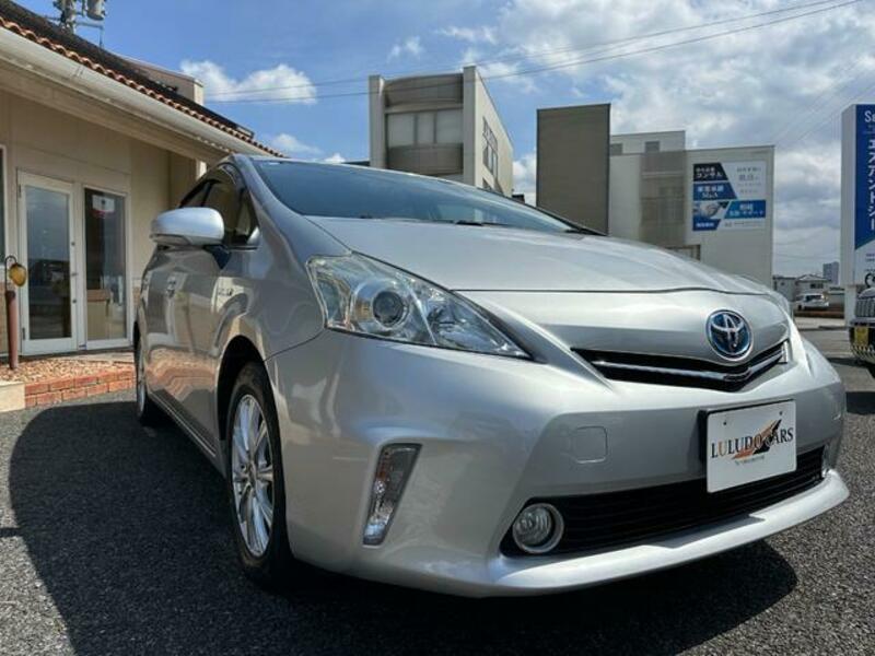 PRIUS ALPHA