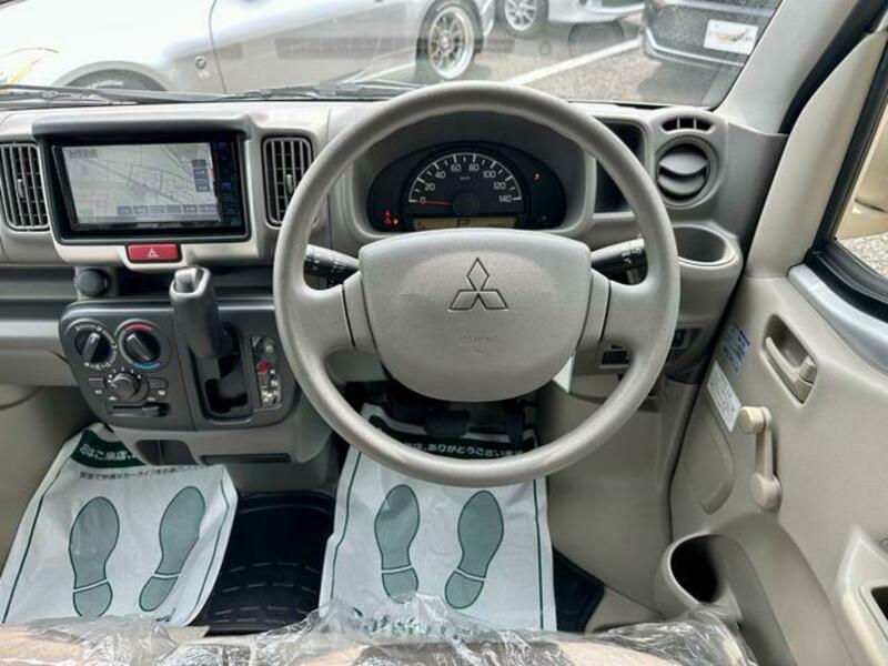 MINICAB VAN