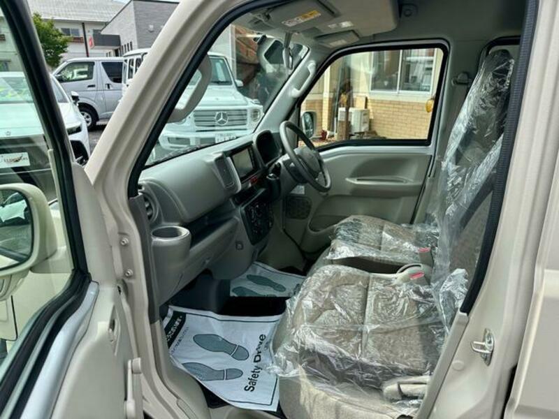 MINICAB VAN