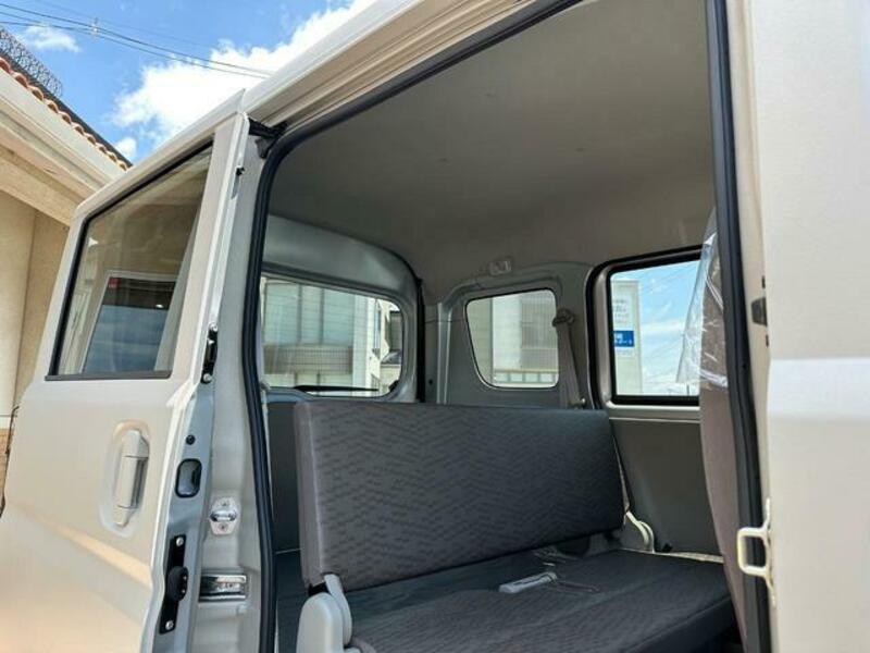 MINICAB VAN
