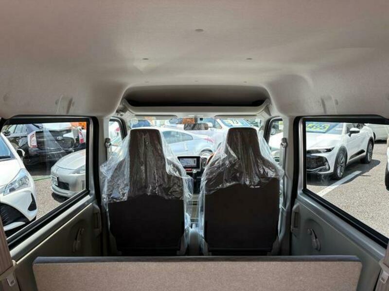 MINICAB VAN