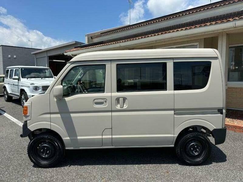 MINICAB VAN