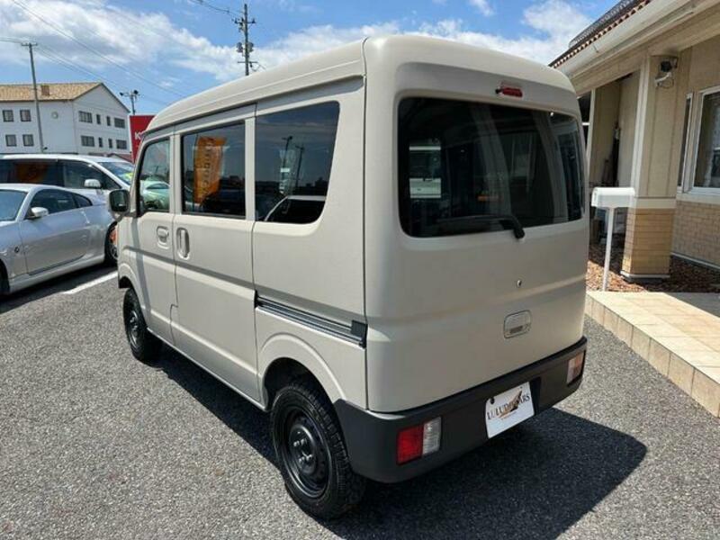 MINICAB VAN