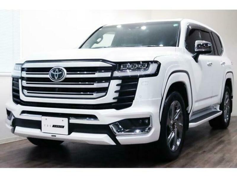 LAND CRUISER