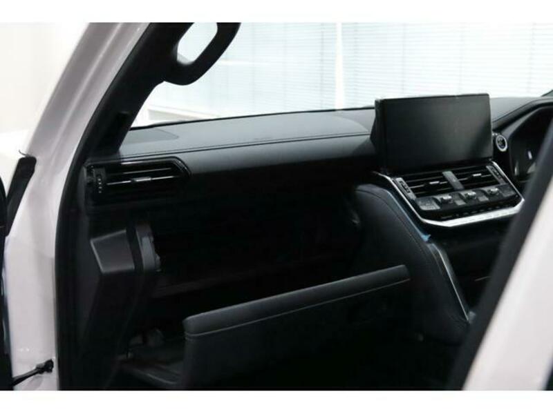 LAND CRUISER