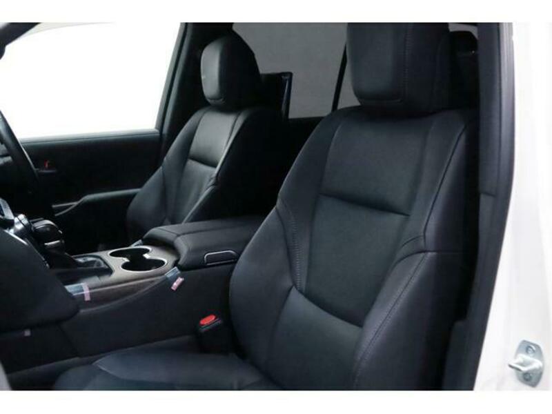 LAND CRUISER