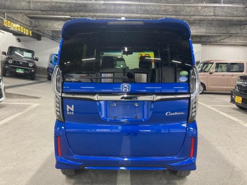 N BOX CUSTOM