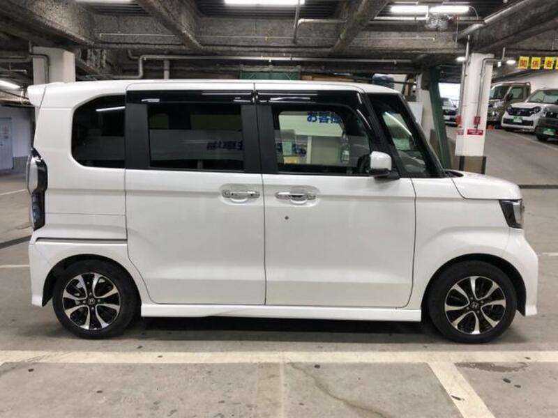 N BOX CUSTOM