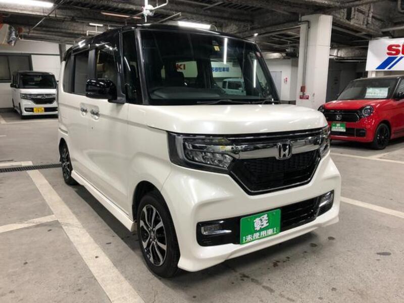N BOX CUSTOM