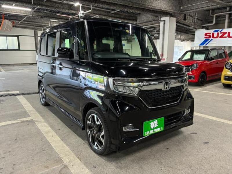 N BOX CUSTOM