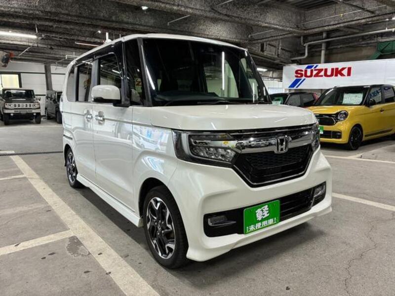 N BOX CUSTOM