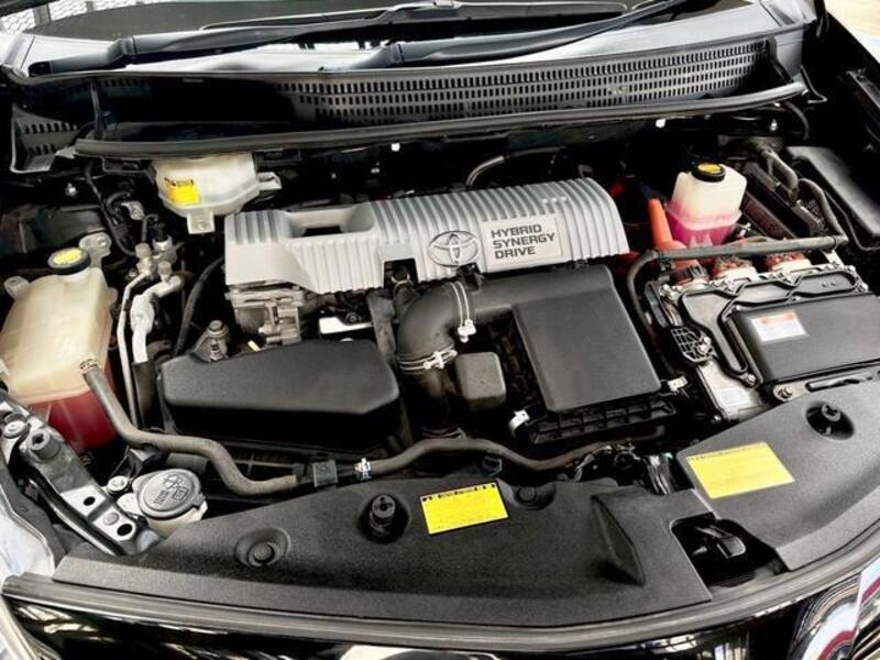 PRIUS ALPHA