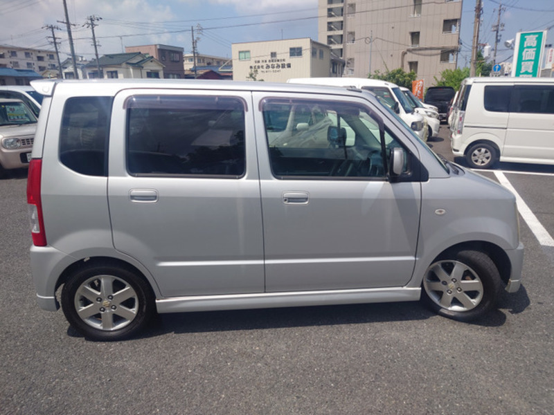 WAGON R