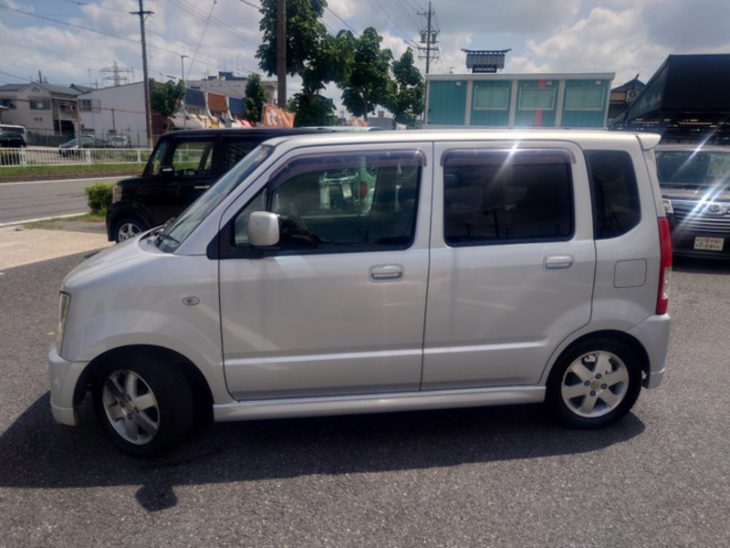 WAGON R
