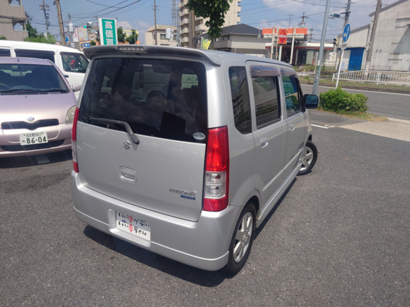 WAGON R