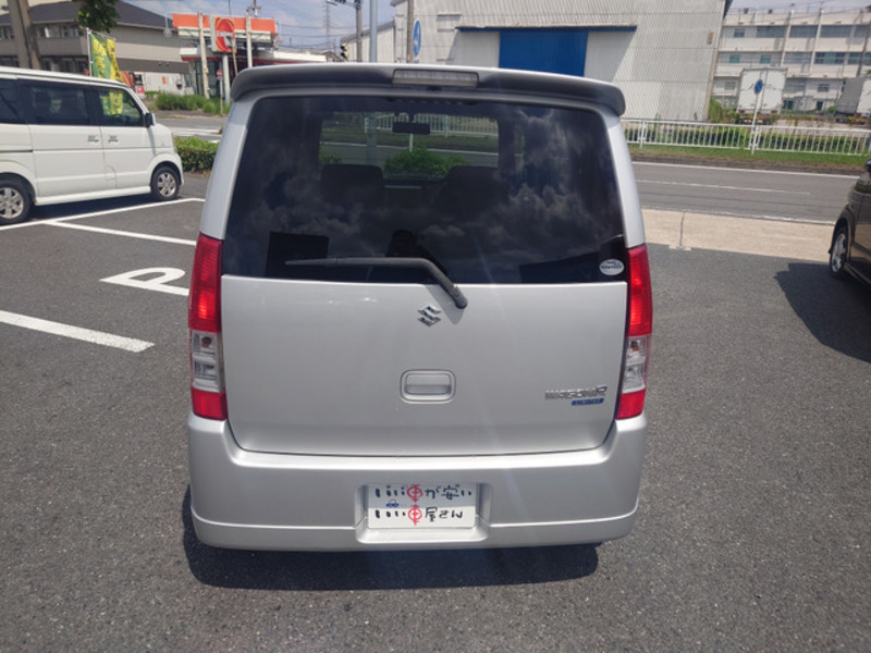 WAGON R